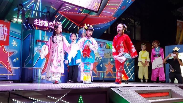 西安里中秋晚會社區參與演出